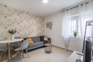 Location Appartement à Plaza de miguel hernández 5. Se alquila piso lujo en la chana reformado