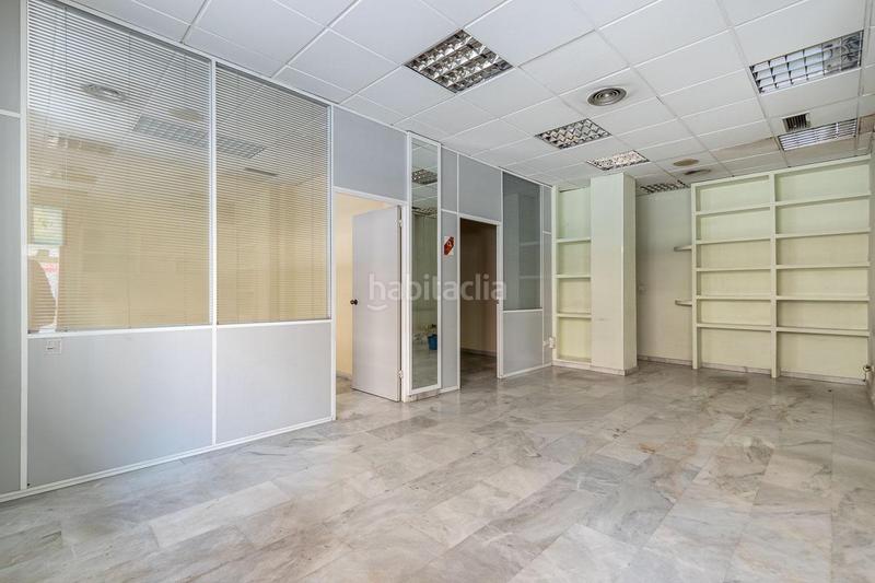 Foto 56a17f74-d3ae-494f-a8a7-c625edd84978. Geschäftsraum in avenida doctor oloriz 4 in Plaza de Toros Granada