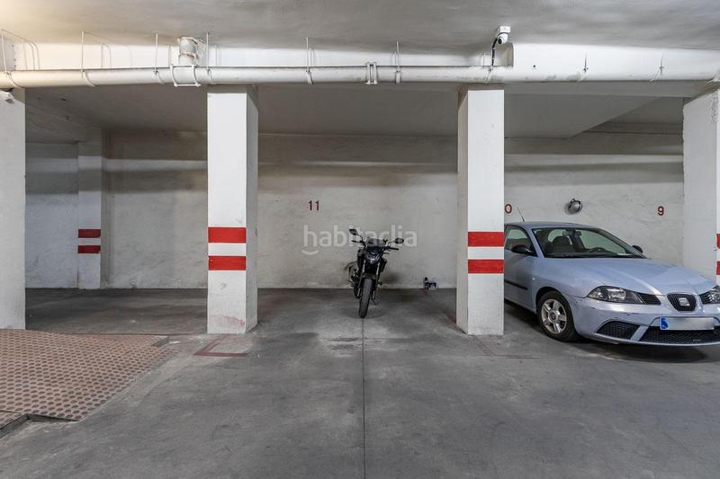 Foto 9ebdf587-8119-4254-8dc2-845fb42fde82. Parking voiture dans calle cristo de medinaceli 6 dans Granada