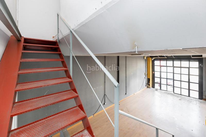 Foto f2f10fe1-8a2b-4835-b64c-833d98cd8180. Business premise in calle loja 187 in Peligros