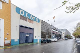 Bâtiment à usage industriel à Calle la vega 37. Venta de nave industrial en atarfe