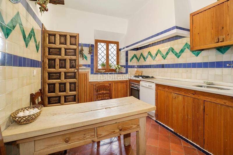 Foto 0015059e-73f8-4d5e-b8d7-c8e1ca64aaf6. Chalet en calle puente virgen 2 se vende cortijo zona alitaje en Pinos Puente