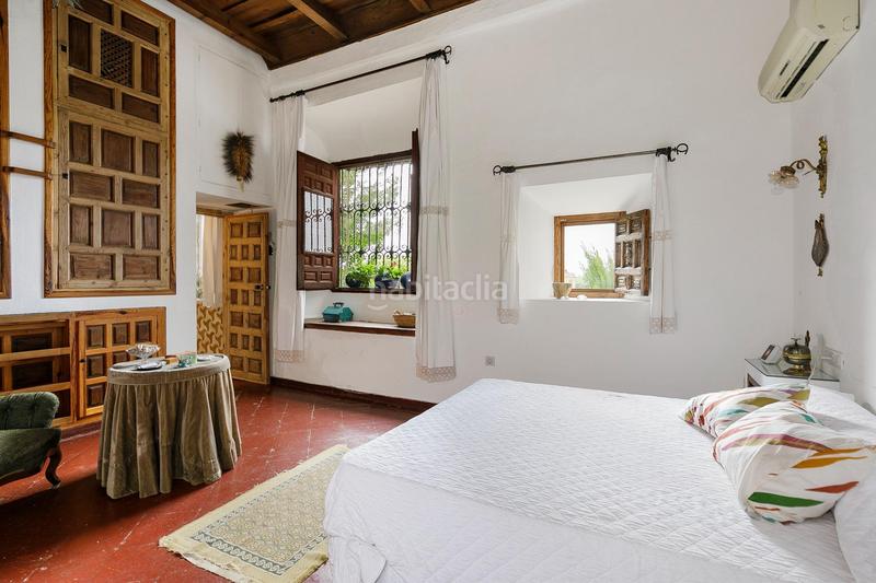 Foto 0e015c10-c47b-41b7-a2de-b8a218f4a70f. Chalet en calle puente virgen 2 se vende cortijo zona alitaje en Pinos Puente