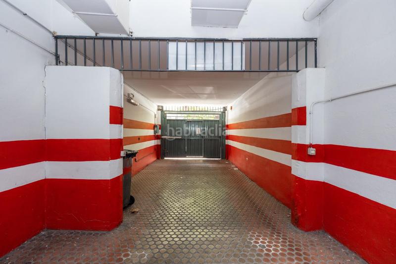 Foto 4068b94e-0b32-4aed-8237-ab7d27c9ba7b. Posto auto in calle pedro antonio de alarcón 65 in Granada