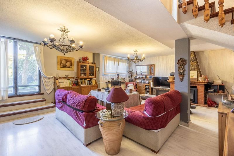 Foto 7d5aa734-b786-43b6-953c-f55f9ed02f1e. House in calle peru 9 in Pinos Genil