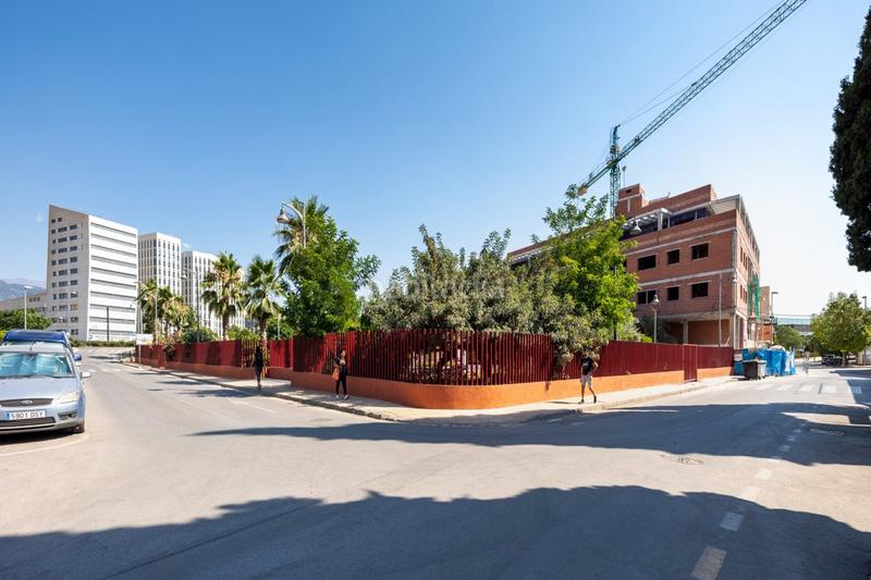 Foto 64e6fe39-d98f-46eb-a8dd-72b9a640c4f4. Terreno residencial en calle gustavo doré 12 solar zona campus salud en Armilla