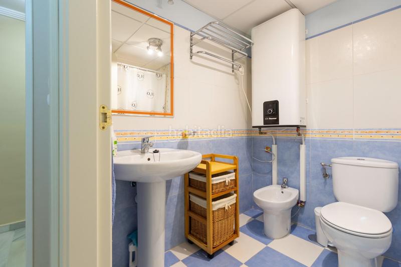 Foto 1542feed-75ca-4879-a9ff-2d118183bd11. Piso en calle rector salvador vila hernández 4 se vende piso en playa granada - en Motril