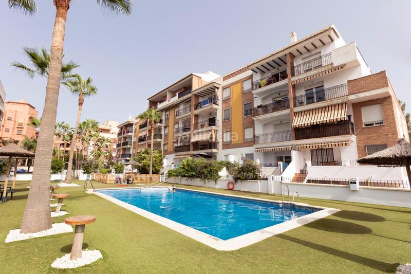 Foto 2454fad7-7211-4f6b-92a7-e2a68bab62a4. Piso en calle rector salvador vila hernández 4 se vende piso en playa granada - en Motril