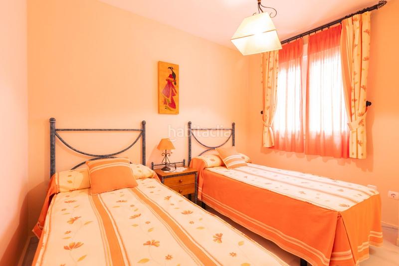 Foto 82320984-8f67-4151-a1cf-d65ced4e5db5. Piso en calle rector salvador vila hernández 4 se vende piso en playa granada - en Motril