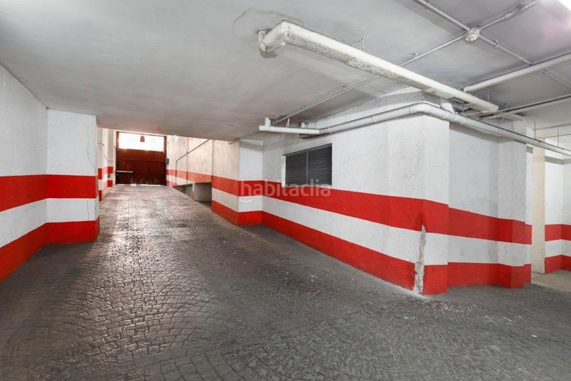 Foto b9df5172-e974-4acf-9660-df53791069c6. Posto auto in calle emperatriz eugenia 5 in Camino de Ronda Granada