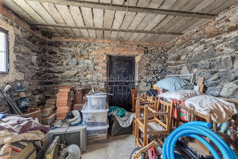 Foto 0bdc91dc-5567-4b86-8753-df37ff480d37. Casa en calle retama 5 se vende gran casa en almuñecar en Almuñécar