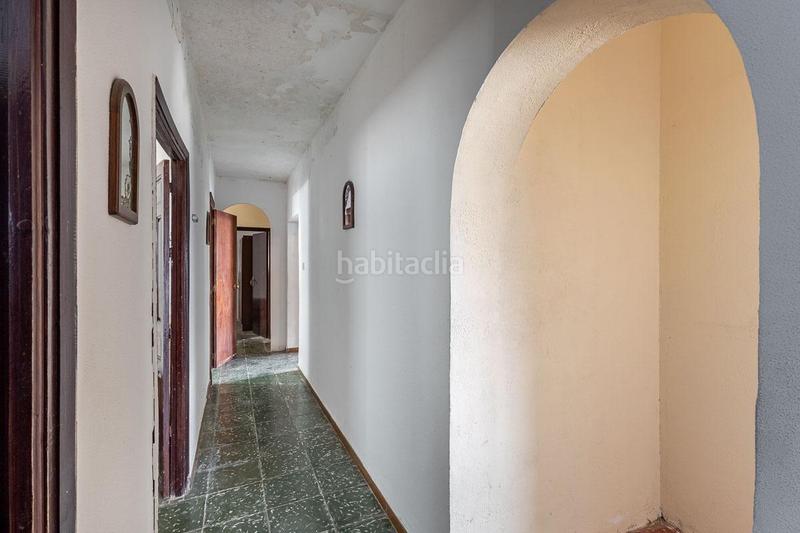 Foto 3b6e7671-0dfe-4ec3-b2d8-7b7555c76e83. Casa en calle retama 5 se vende gran casa en almuñecar en Almuñécar