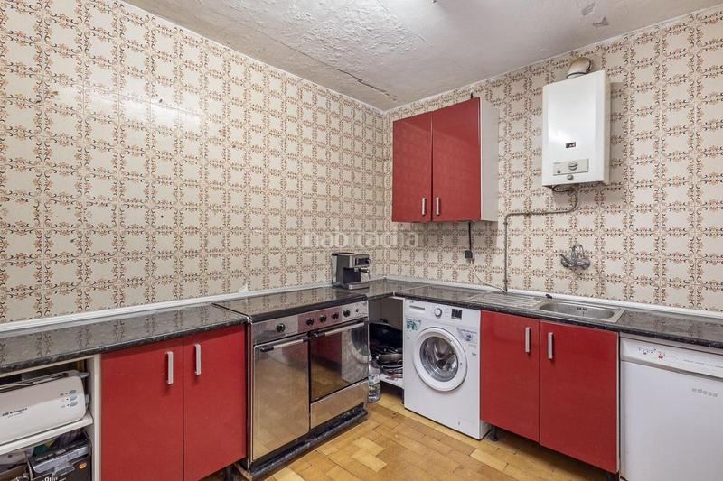Foto 6f4946a9-5374-4ea8-af30-0b8d08704404. Casa en calle retama 5 se vende gran casa en almuñecar en Almuñécar
