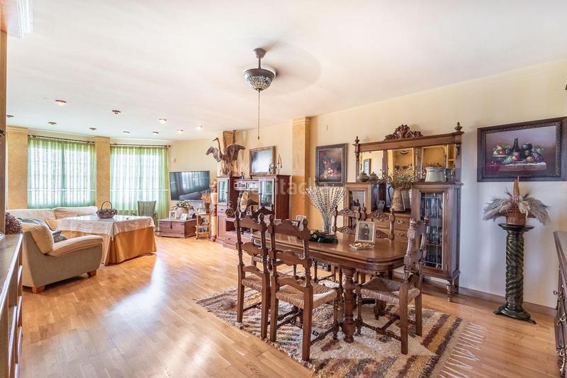 Foto d6f8db80-ec61-48e2-83a2-7ca6f2db99a2. Chalet en calle almendros 15 se vende espectacular chalet _granada en Iznalloz