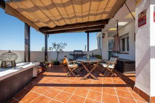 Attique à Calle andalucía 7. Se vende precioso atico luz