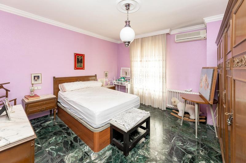 Foto 5d8bbe3d-25d9-4410-b17a-2b9513d81dd1. Casa en calle profesor tierno galván 17 se vende unifamiliar en Santa Fe