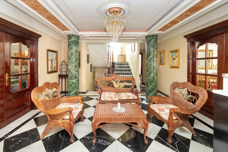 Foto 99c263d5-3b6c-4255-8480-c2c353122617. Casa en calle profesor tierno galván 17 se vende unifamiliar en Santa Fe