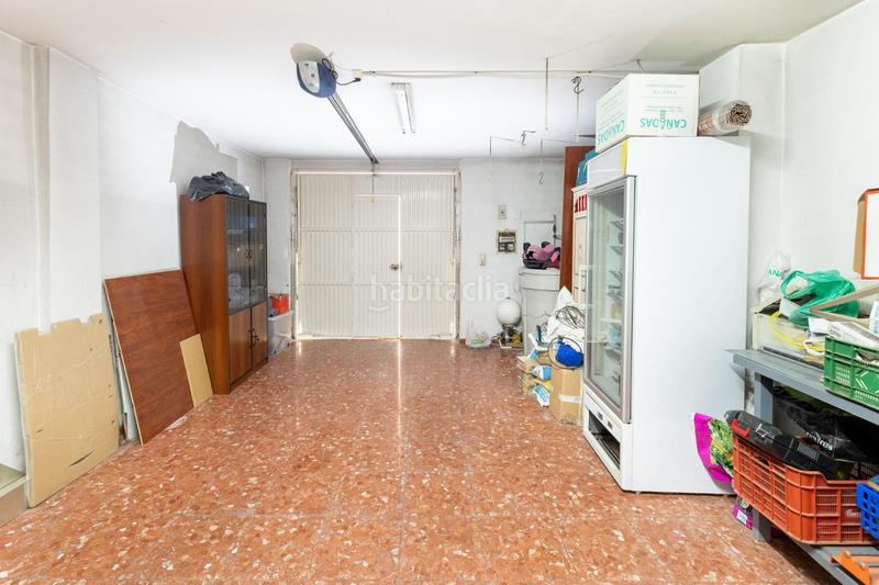 Foto ca137b82-9d52-4f3e-873b-3f96047c8dde. Casa en calle profesor tierno galván 17 se vende unifamiliar en Santa Fe