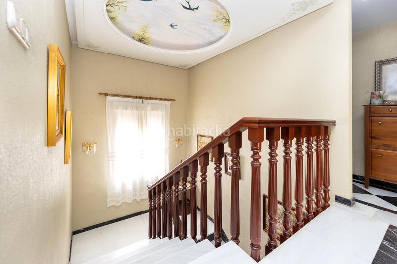 Foto d3c13175-64f5-47be-a4d0-5f3e5c0df0d4. Casa en calle profesor tierno galván 17 se vende unifamiliar en Santa Fe