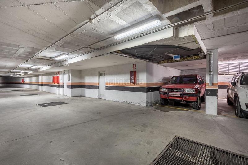Foto 2b7ae35b-b108-4b1b-a99a-7c659bd613c9. Apartamento en plaza pradollano s/n se vende apartamento en edificio monte gorbea! en Sierra Nevada