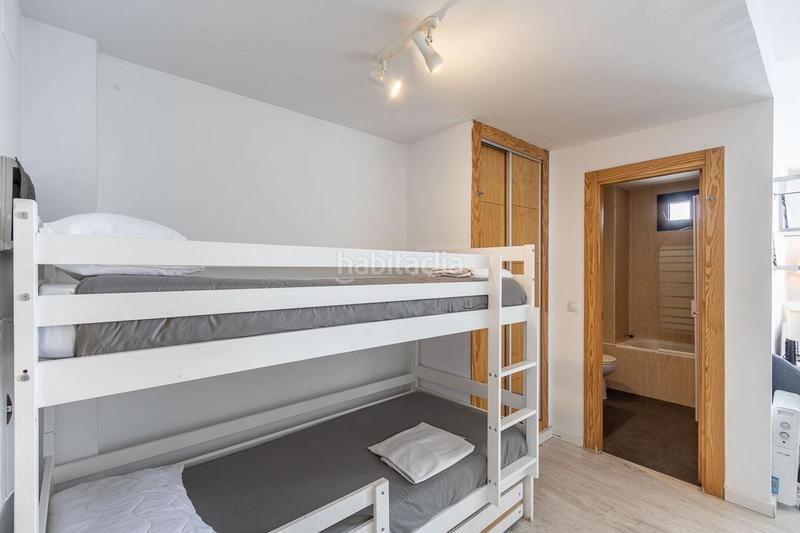 Foto 76582a5f-417a-44b4-b7a0-36d576be4ab4. Apartamento en plaza pradollano s/n se vende apartamento en edificio monte gorbea! en Sierra Nevada