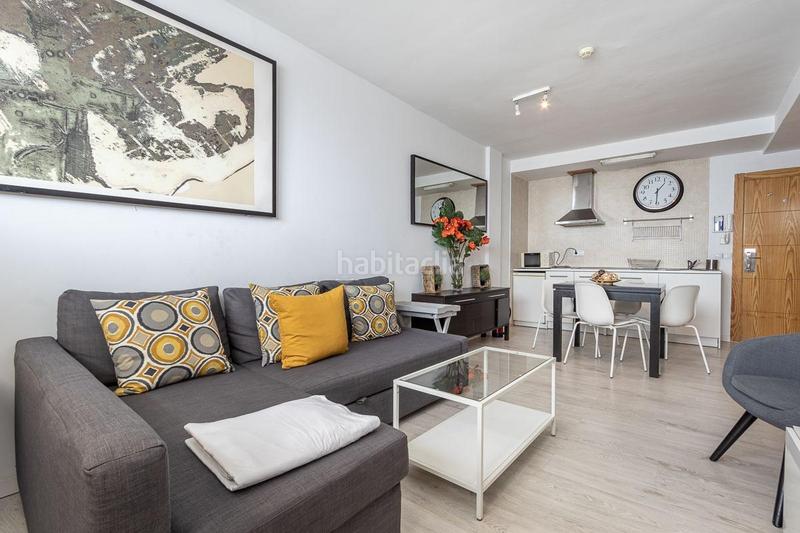 Foto bd37fffc-fb80-4c13-8ee2-0a55deb4205c. Apartamento en plaza pradollano s/n se vende apartamento en edificio monte gorbea! en Sierra Nevada