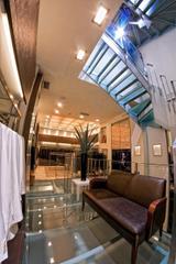 Edificio in Calle alhóndiga 10. ¡oportunidad única de inversión!: se vende edificio comercial co