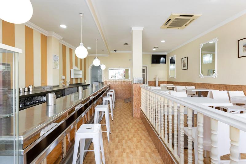 Foto 3be81907-6736-4cfc-be79-4d70c81b4a00. Local comercial en calle vizcaya 3 se vende cafeteria, en el centro , totalmente equipada y lista para abrir¡¡ en Armilla