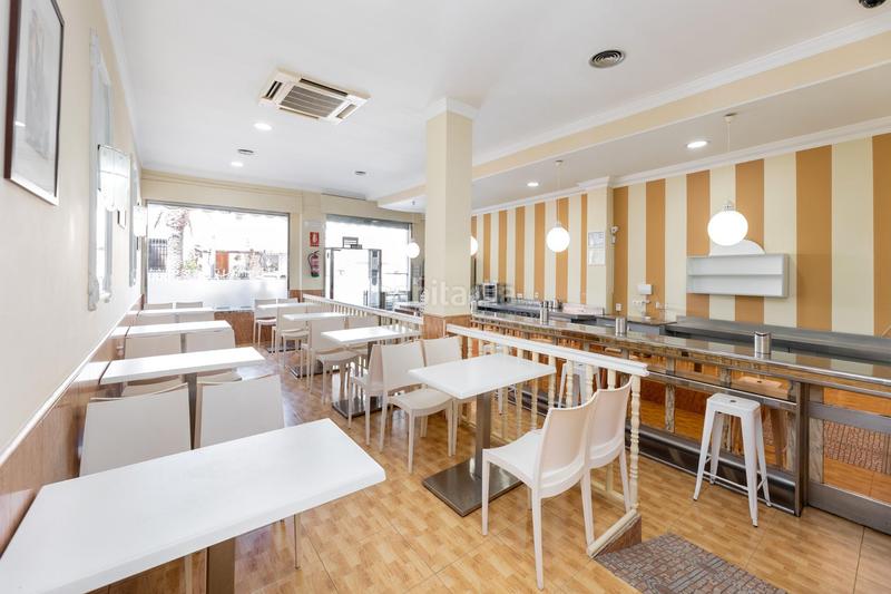 Foto 78d219ca-0e53-4353-91b7-0178b3643244. Local comercial en calle vizcaya 3 se vende cafeteria, en el centro , totalmente equipada y lista para abrir¡¡ en Armilla