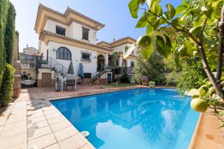 Xalet a Camelia 4. Se vende ¡chalet independiente en zona colinas bermejas