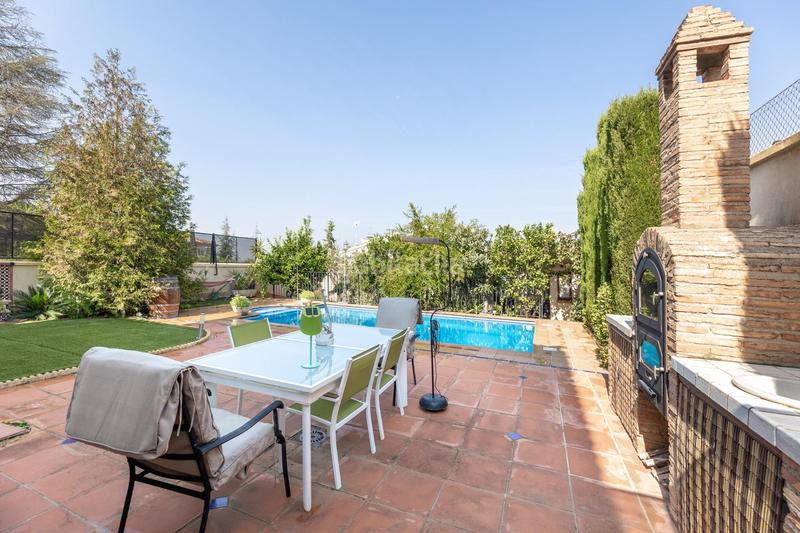 Foto 5fab8740-0c8c-4e1d-88e9-8a32d9c4e117. Chalet en camelia 4 se vende ¡chalet independiente en zona colinas bermejas en Monachil