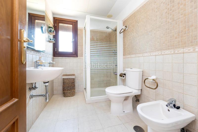 Foto b65c3d89-320b-4956-9923-a30a95b09fbe. Chalet en camelia 4 se vende ¡chalet independiente en zona colinas bermejas en Monachil