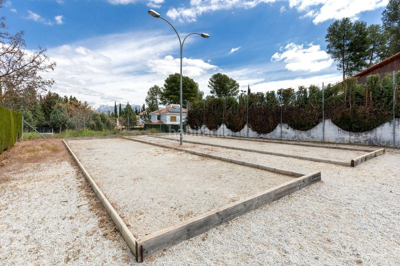 Foto b105e3a4-b6f4-443d-8f3a-8450d87ecb8c. Terreno residencial en paseo del fuego 12 se vende solar en urbanizacion parque del cubillas () en Albolote
