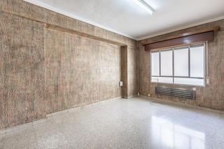 Appartement à Calle acera del darro 54. Se vende piso a reformar en acera del darro zona granada centro