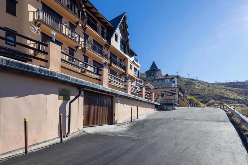 Foto 3920b521-fb04-4b17-b133-97d891733666. Appartement in calle de la fuente del tesoro 131 in Sierra Nevada