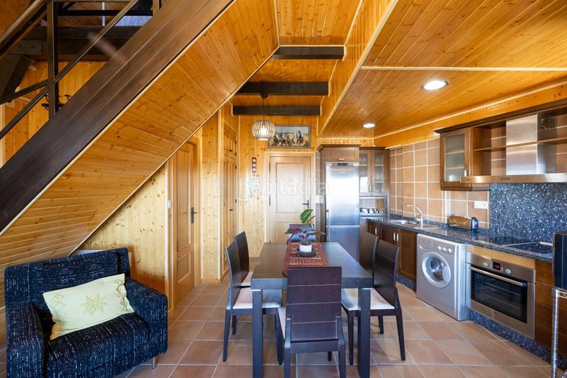 Foto f7527b52-c3d1-437f-ad84-c0d45a49ba78. Appartement in calle de la fuente del tesoro 131 in Sierra Nevada