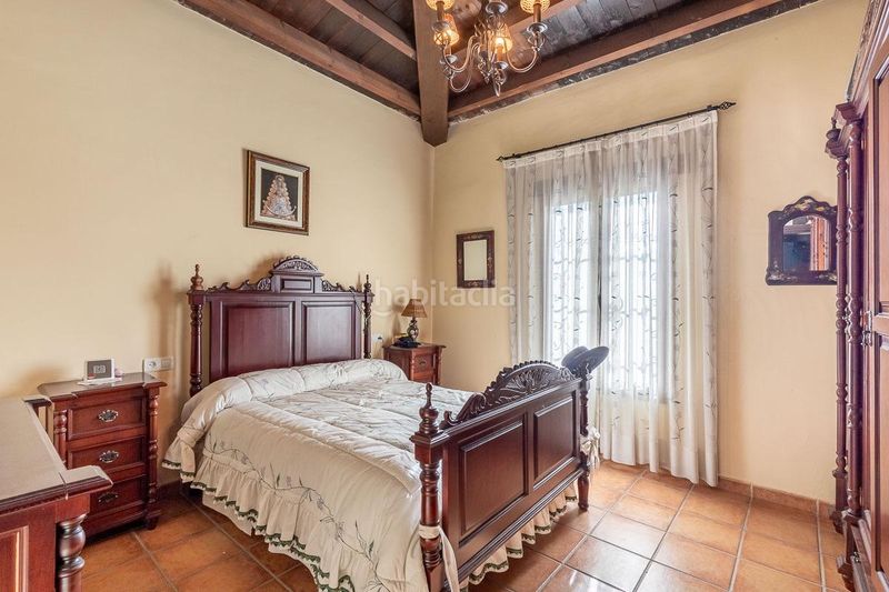 Foto 18d88977-50bd-481b-a9dc-05bf3e220a6f. Chalet en camino de la zubia 20 se vende fantástica villa con infinidad de posibilidades - ref. villazubia en Granada