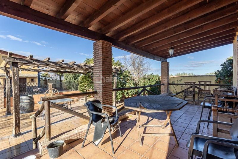 Foto 21615756-1e9a-456c-a07f-b054123769b4. Chalet en camino de la zubia 20 se vende fantástica villa con infinidad de posibilidades - ref. villazubia en Granada