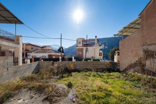 Residential Plot in Calle ordesa 52. Se vende solar en granada zona ctra sierra - acceso nuevo alhamb