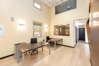 Local Comercial en Calle Orone 7