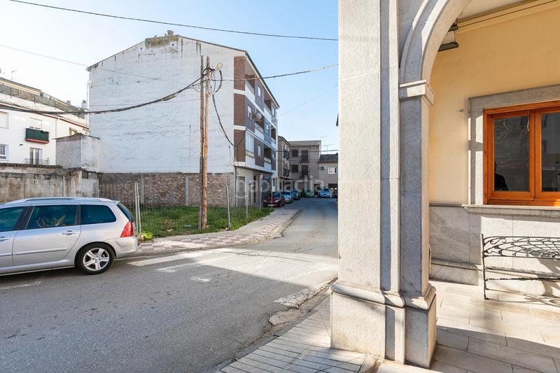 Foto 9c0e3756-78d9-4f3f-83b8-b3c72dedaeaf. Local comercial en calle ramón y cajal 1 se vende local junto ayuntamiento en Albolote