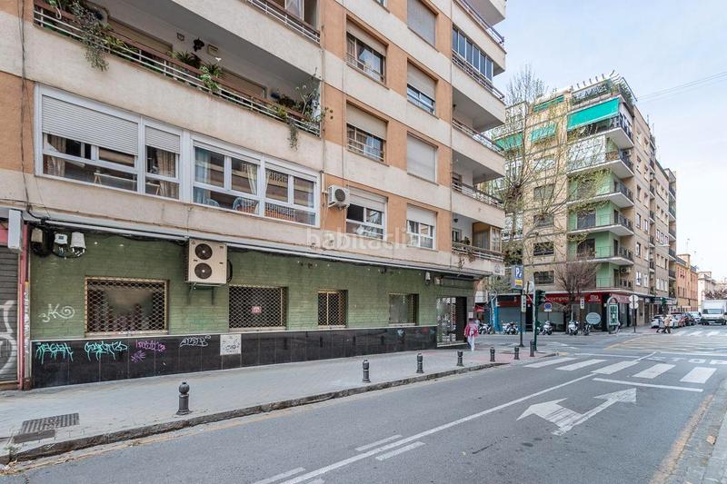 Foto 04a152aa-e6de-44b7-b97e-a482183705f6. Local comercial a avenida doctor oloriz 4 a Plaza de Toros Granada