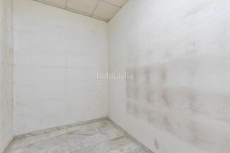 Foto 6b7de917-db09-4b8e-a0f6-5ce26cfc35fd. Local comercial a avenida doctor oloriz 4 a Plaza de Toros Granada