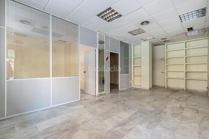 Foto 939a0a17-ca17-4f0f-8768-1d7ca58d2e47. Local comercial a avenida doctor oloriz 4 a Plaza de Toros Granada