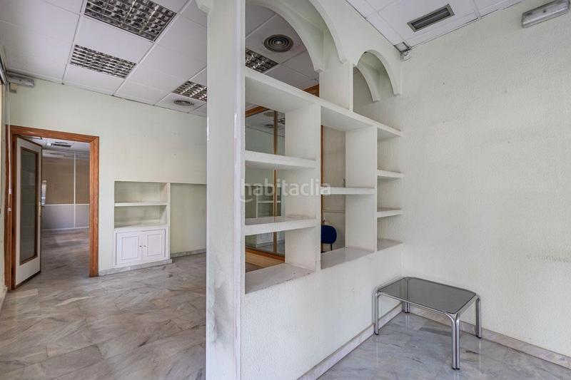 Foto f8a66635-4631-4c39-afc0-8491cce9f142. Local comercial a avenida doctor oloriz 4 a Plaza de Toros Granada