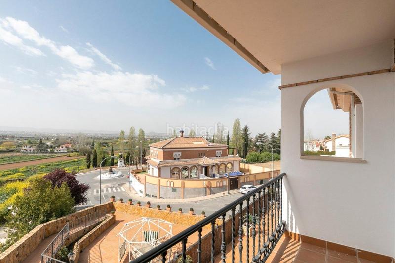 Foto 17b80d24-3007-453a-8600-75cffe8b26e0. Casa en avenida loaysa 2 se vende villa de lujo en huetor vega zona entrada en Huétor Vega