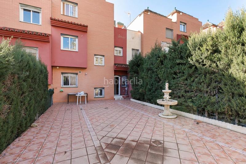 Foto 90c28e78-99fc-4341-b556-539f55a69ec3. Maison jumelée dans calle sala dos hermanas 132 dans Granada