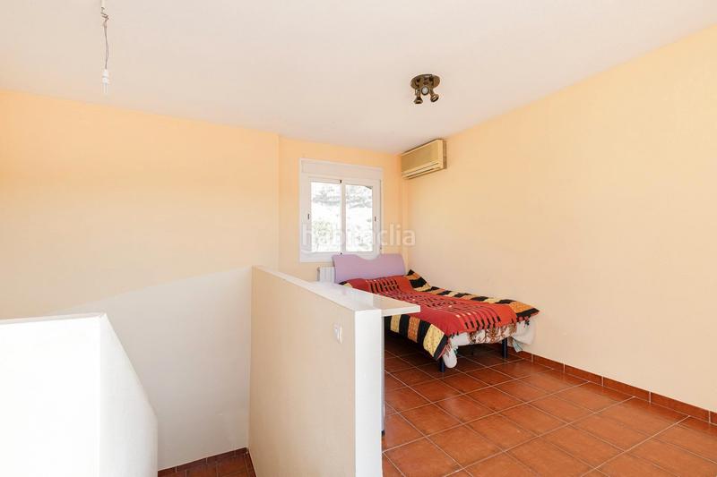 Foto ebfc1565-e78c-49c6-a8bc-e63d6d0ab56b. Maison jumelée dans calle sala dos hermanas 132 dans Granada