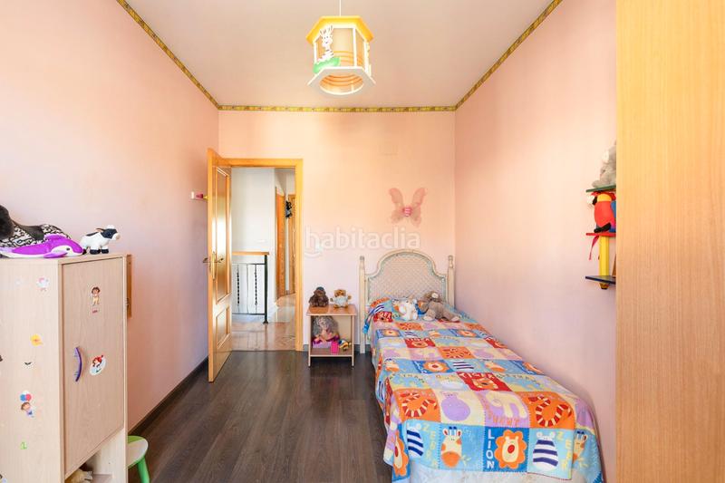 Foto 219df24b-29cd-4849-a848-a2660d3d125e. Chalet en avenida luis javier rodriguez salas 177 se vende chalet independiente de 4 dormitorios en nuevo . seminuevo en Jun