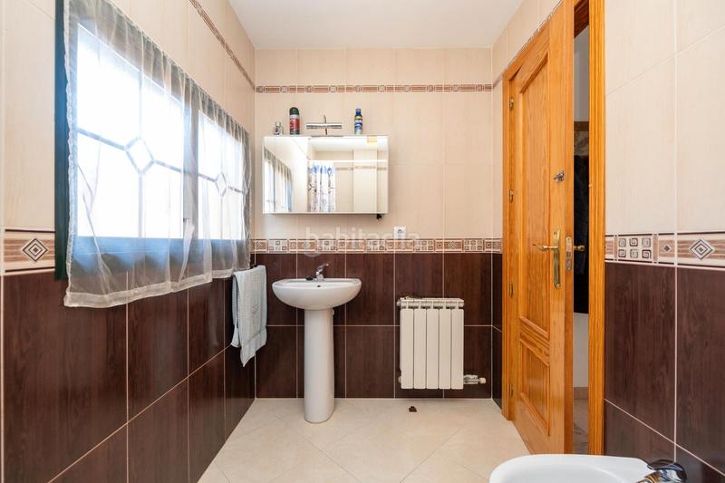 Foto 488a3f2b-764c-4a6b-b806-d4ae7d844ad4. Chalet en avenida luis javier rodriguez salas 177 se vende chalet independiente de 4 dormitorios en nuevo . seminuevo en Jun